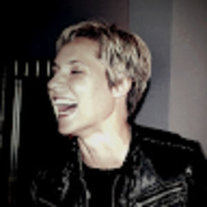 Meet your Posher, Lara